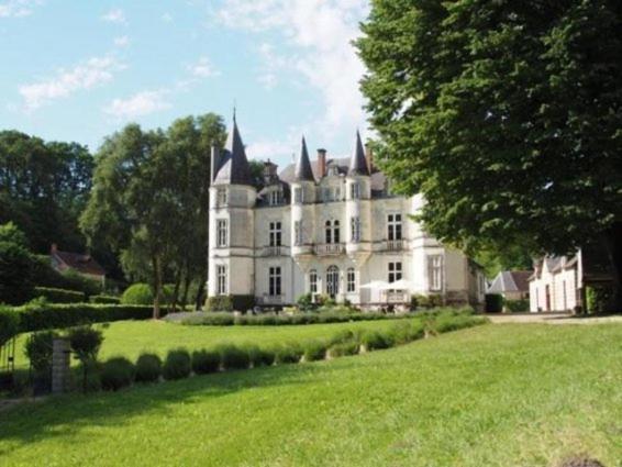 Hotel Chateau De Vallagon Bourré Zewnętrze zdjęcie